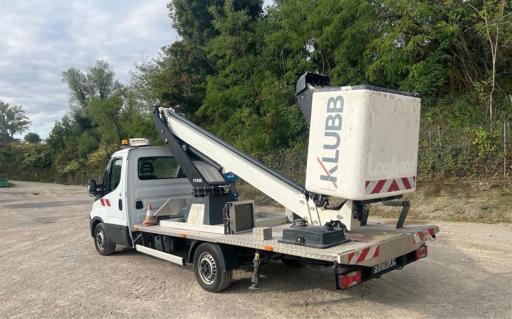 IVECO 35s16 GRUA CESTO 18 METROS APENAS 29.000km ###OPORTUNIDADE###