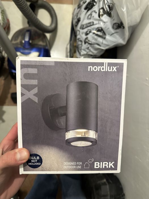 Продам настінний світильник nordlux