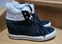 Converse trampki z kożuszkiem na koturnie czarny zamsz skóra 40