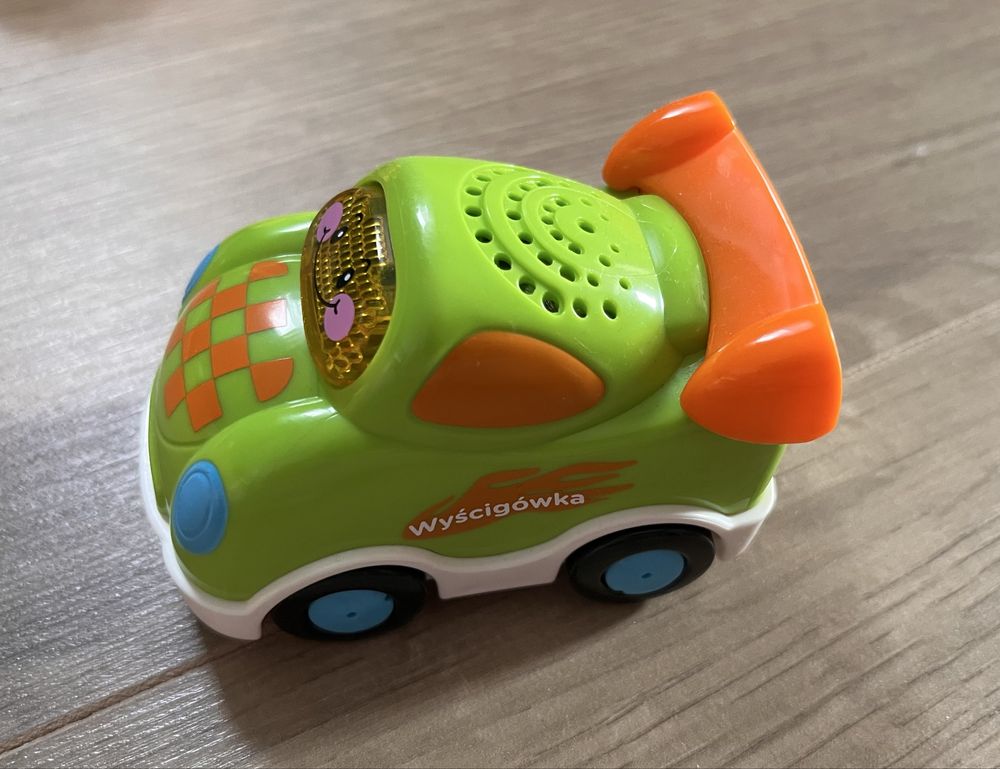 Zestaw interaktywnych autek z serii Tut Tut Autka - stan super