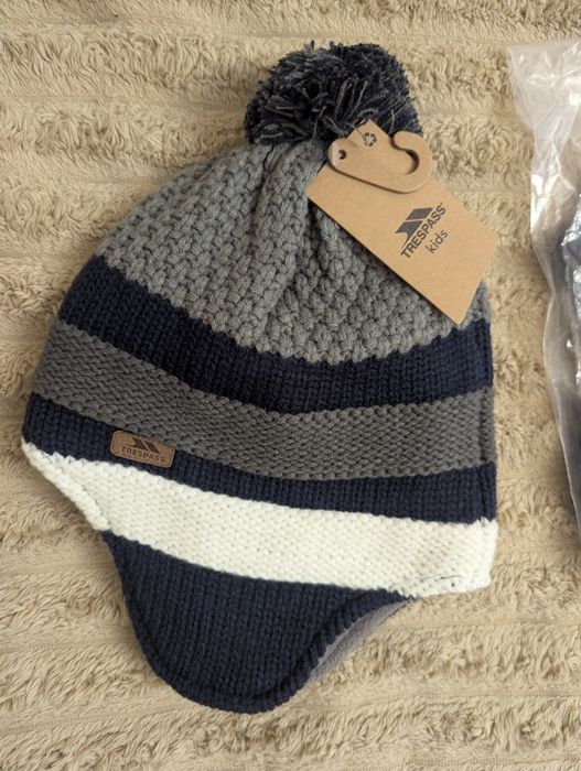 Продам шапку на хлопчика.