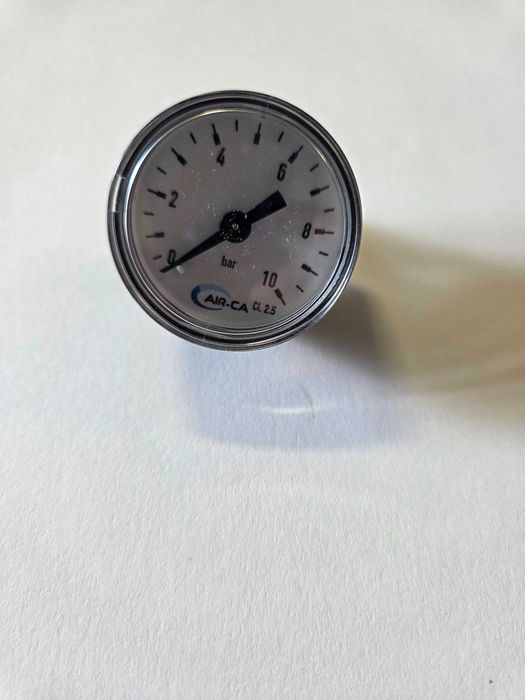 manometr pneumatyczny