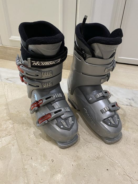 Botas de esqui senhora tamanho 40 pequeno