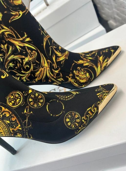 Botas EXTRAVAGANTES VERSACE Couture