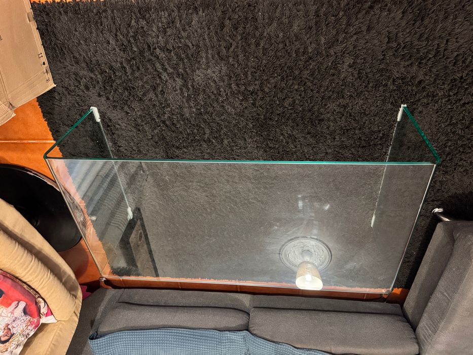 Mesa de vidro de centro