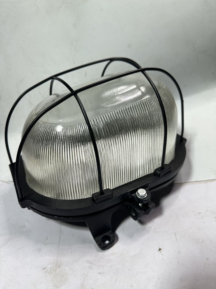 Lampa typ OKn 2/220 V 100W