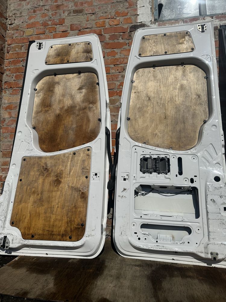 Задні двері Крафтер Volkswagen Crafter 2.0 2012р. +