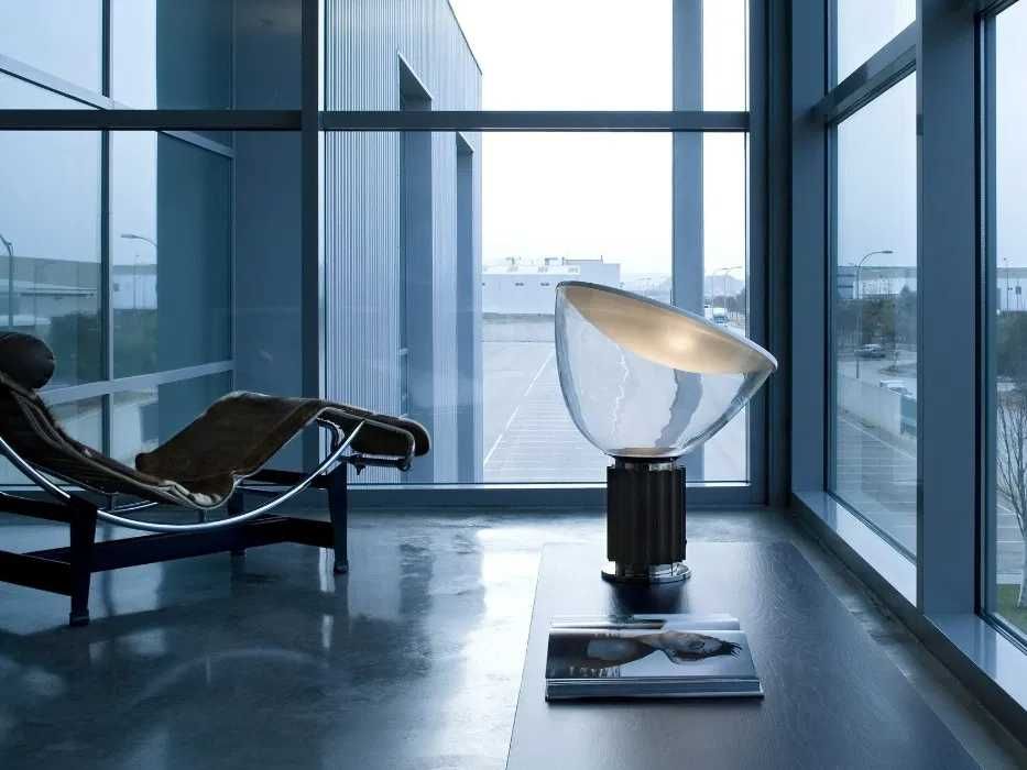 Candeeiro de mesa TACCIA Led (PMMA) Preto da Flos (Original e Novo)