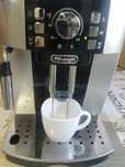 Кавомашина Delonghi magnifica s