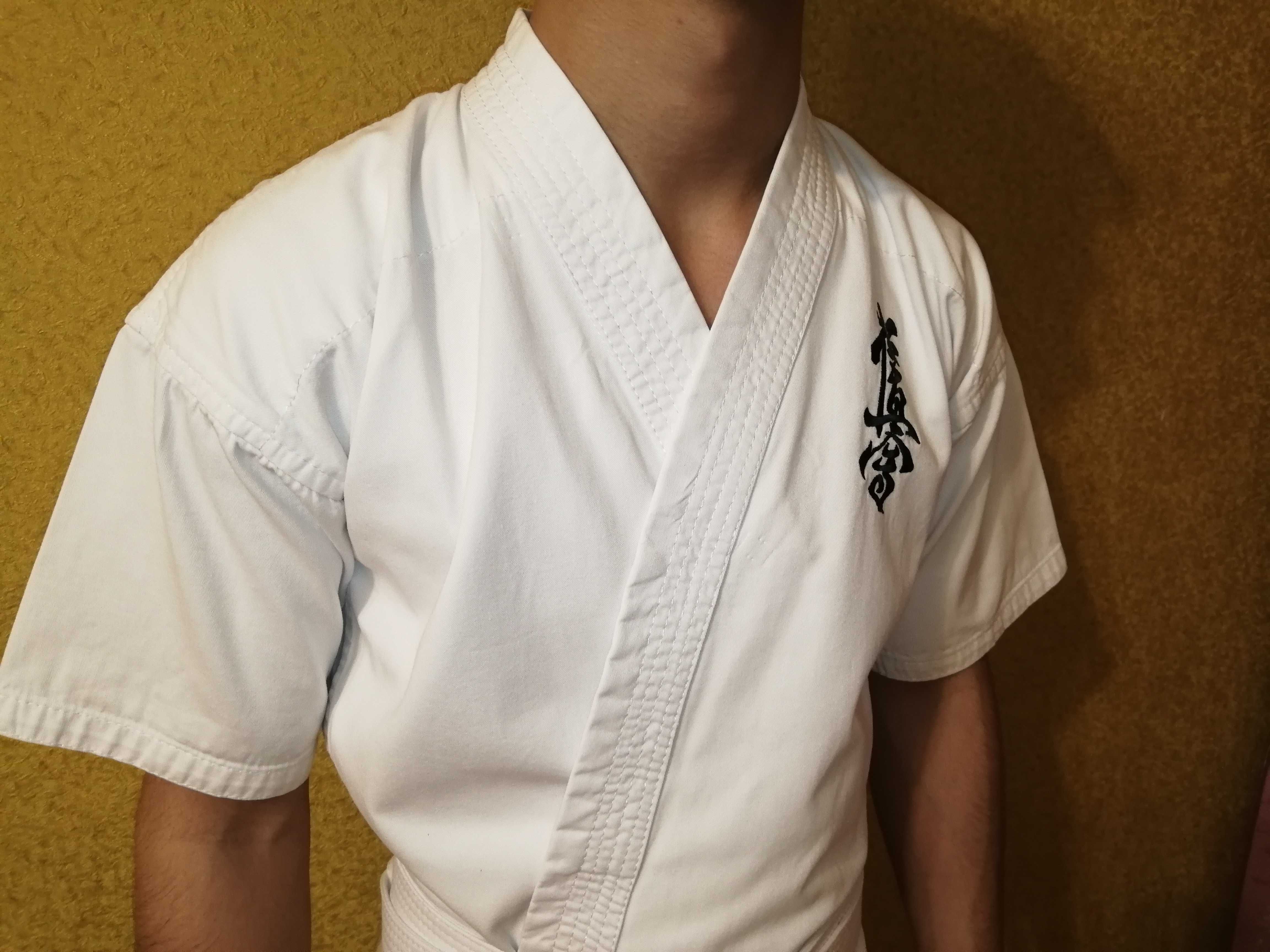 Кимоно для занятий каратэ KYOKUSHINKAI  (Размер 46)
