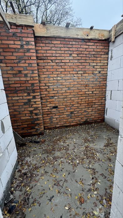 Новий проект! Сучасний будинок в центрі біля озера