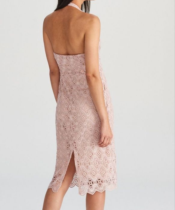 Reserved rozmiar 42 XL sukienka dekolt halter ażurowa odkryte plecy