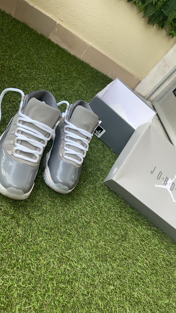 Jordan 11 Grey  perfeito estado