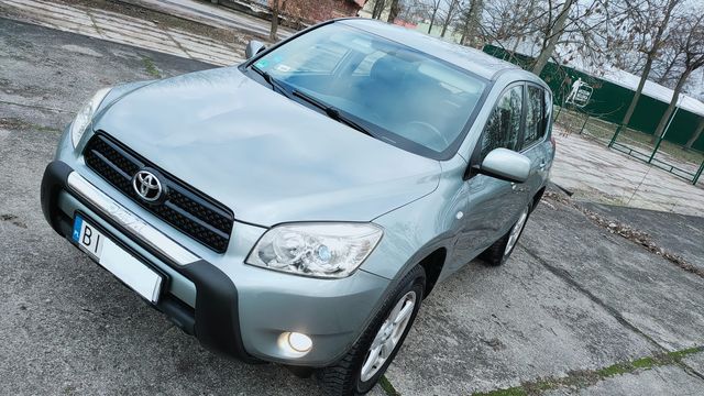 Toyota Rav4 4x4 2.0 benzyna