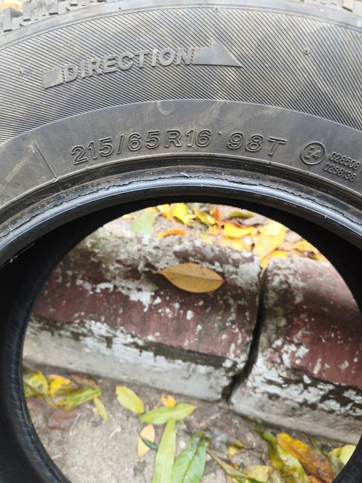 Шини зимові шиповані 215/65 R 16