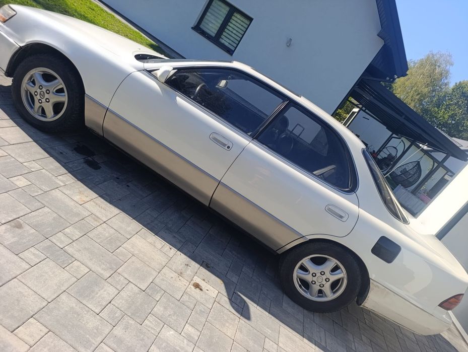 Lexus ES300 3.0 V6 52tys.mil po dziadku 2 właściciel beż korozji