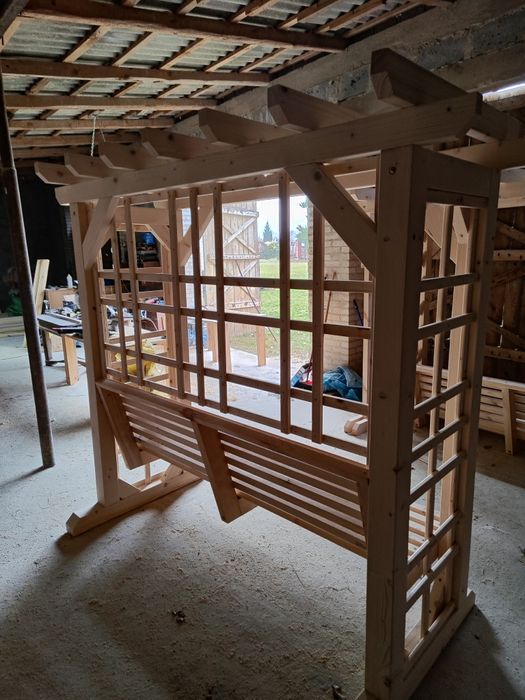 Pergola z ławką nowy wzór