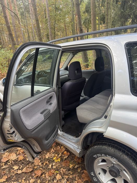 Suzuki grand vitara 2.0D 2003r.