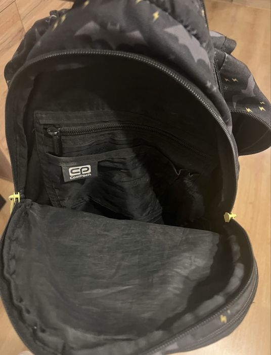 Szkolny plecak chłopięcy czarny batman coolpack