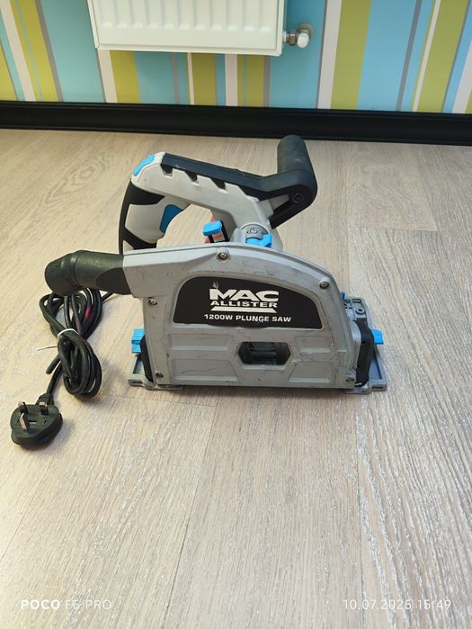 Професійна ручна дискова пила MacAllister MSPS1200 / 1200W