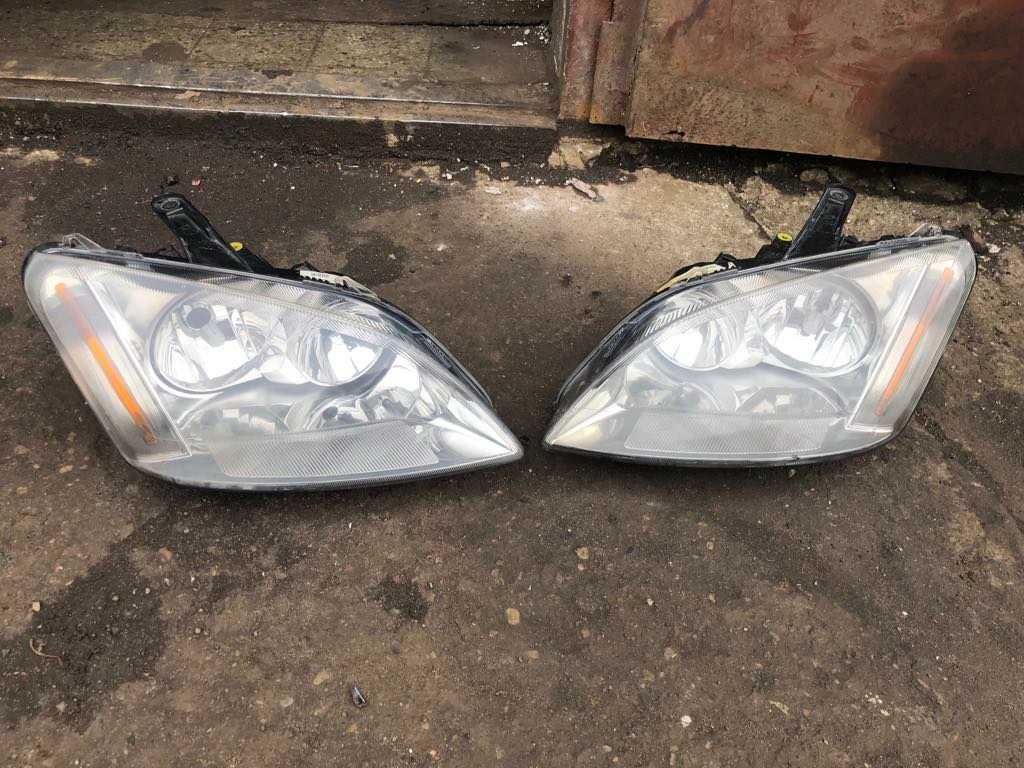 Передні фари форд,Ford c-max, focus. ЦІНА ЗА ПАРУ