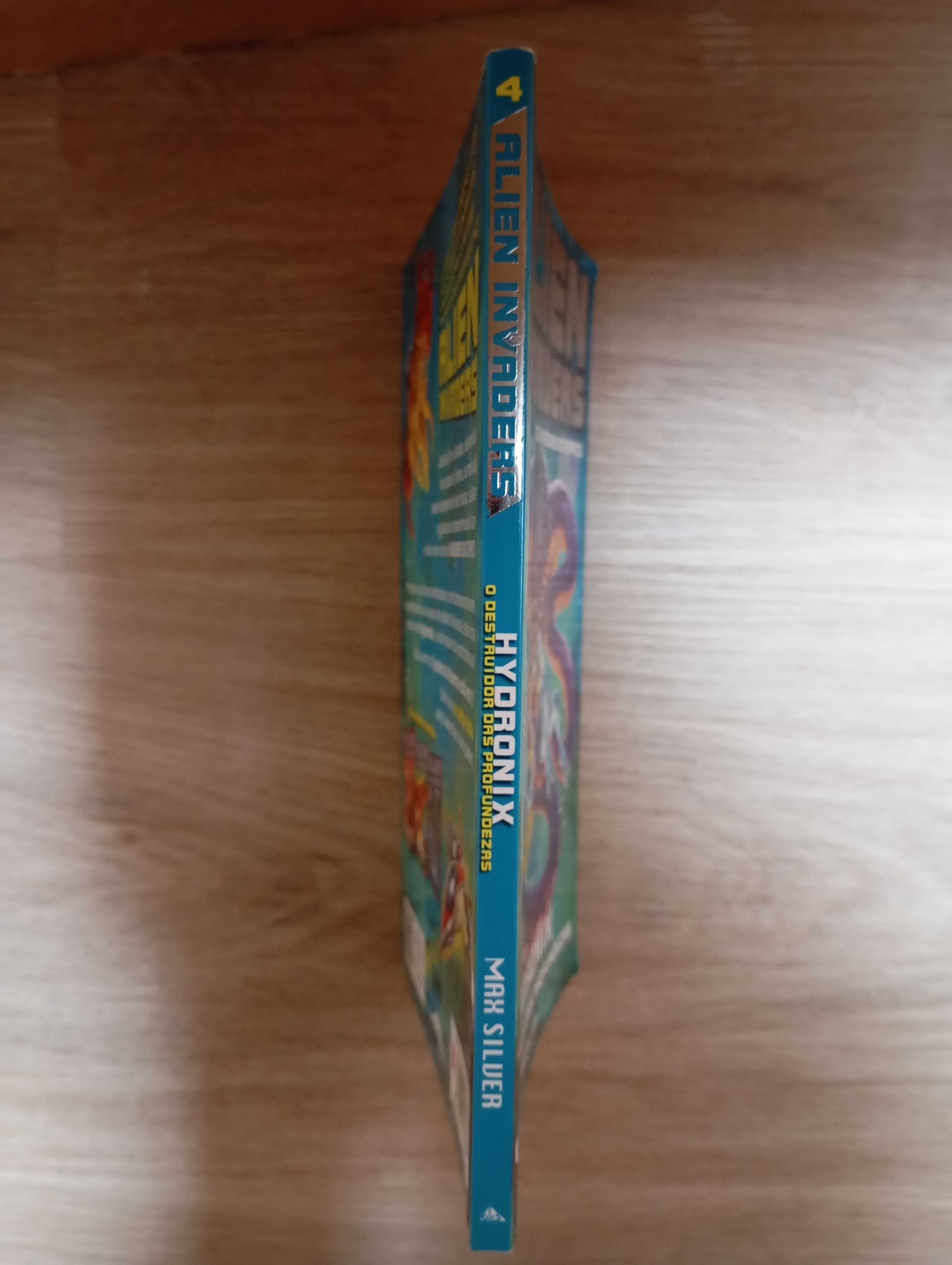 Alien Invaders Nº4 Hydronix, O Destruidor das Profundezas - Max Silver