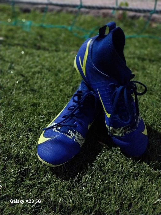 Chuteiras Nike nro 36
