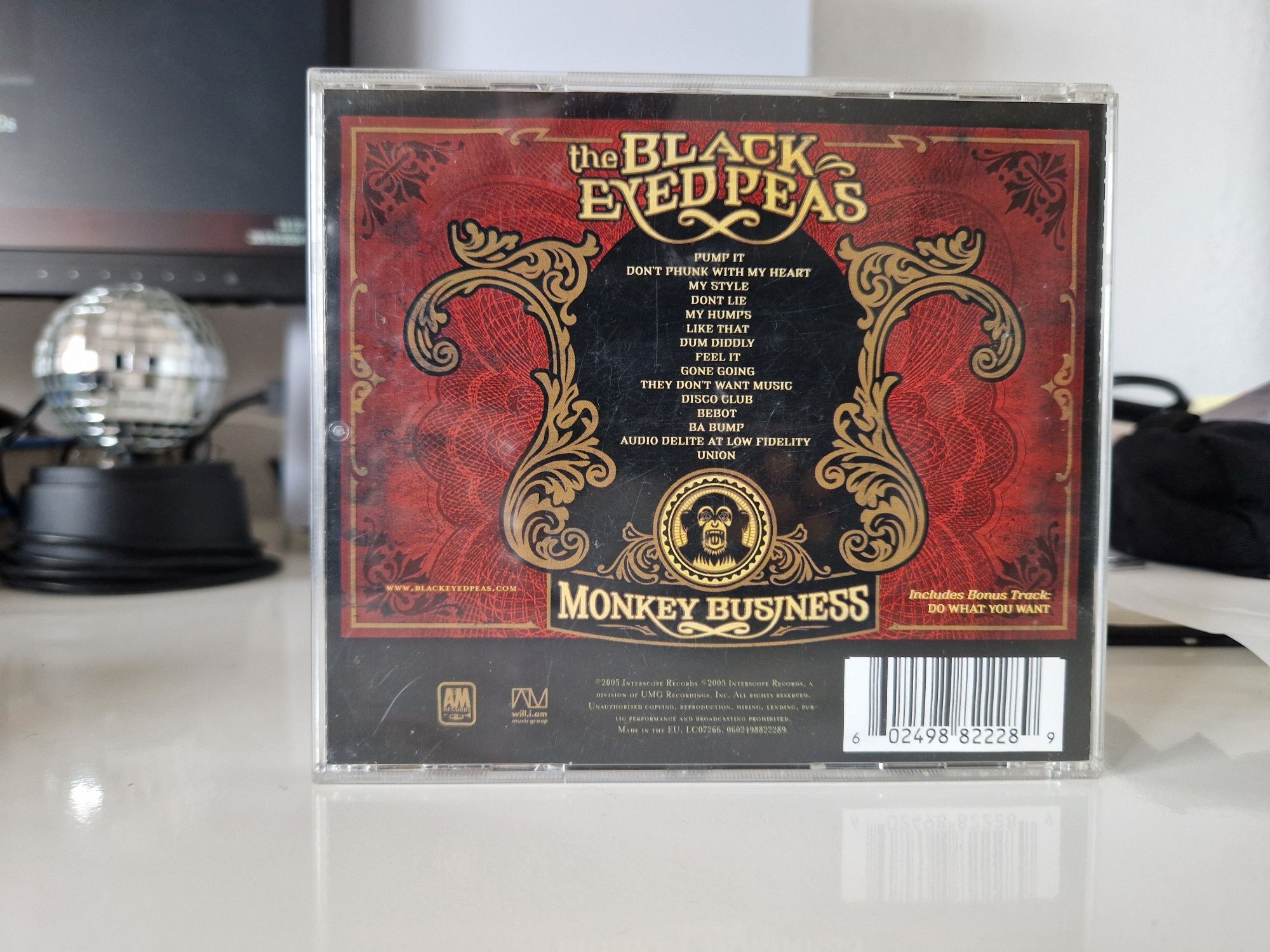 Black Eyed Peas - Monkey Bussiness