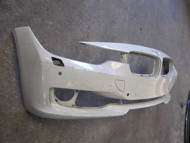 BMW F30 - F31 Pré LCI  párachoques