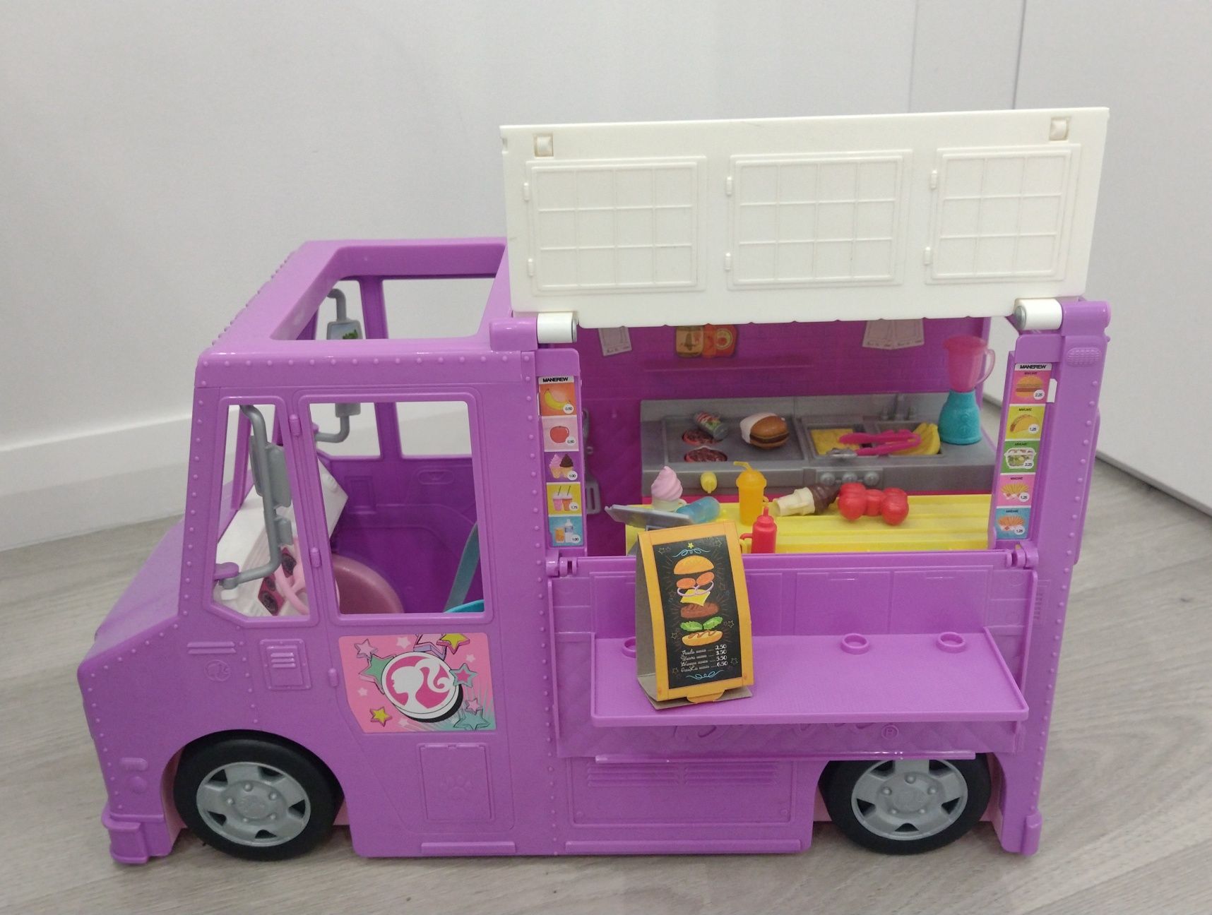 Barbie foodtruck