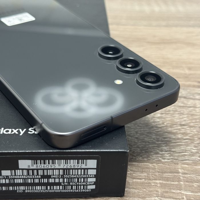 Samsung S24 FE 8/256 Новый На гарантии