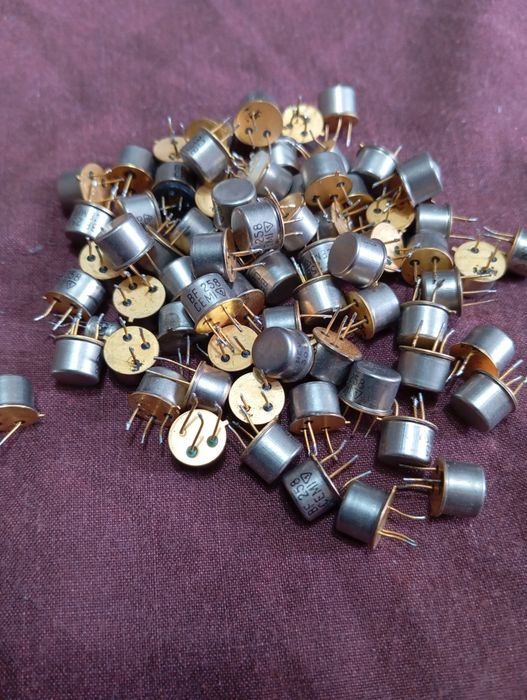 Транзистор BF258