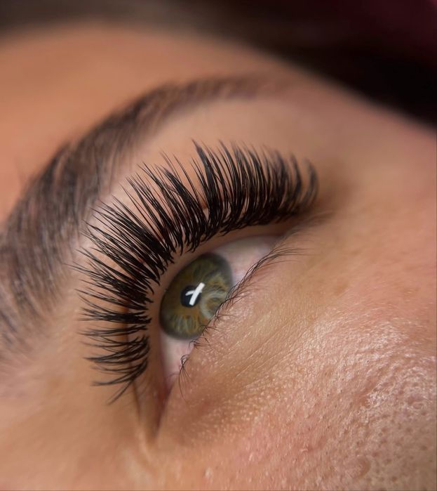 Przedłużanie rzęs | Henna i laminacja brwi