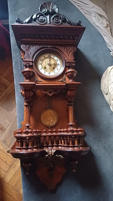 Sliczny  zegar  sprawny