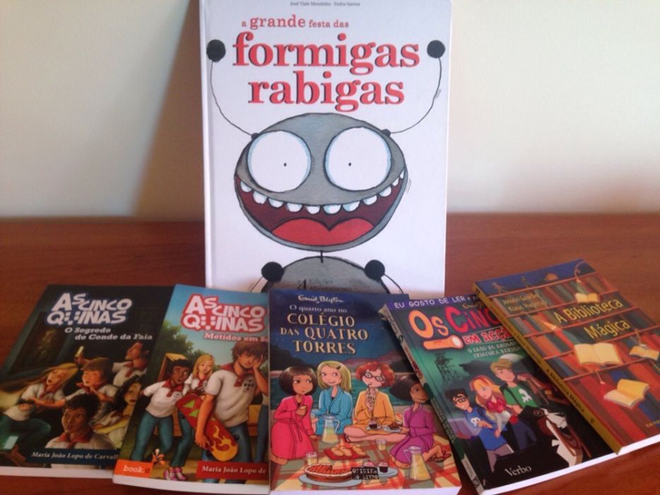 Vários livros infantis e juvenis