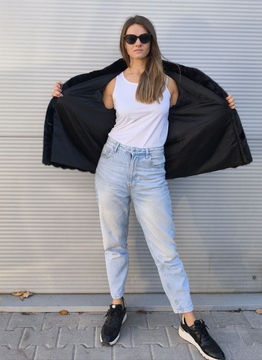 Piękne krótkie futro z norek kruczo czarne rozmiar M L kurtka