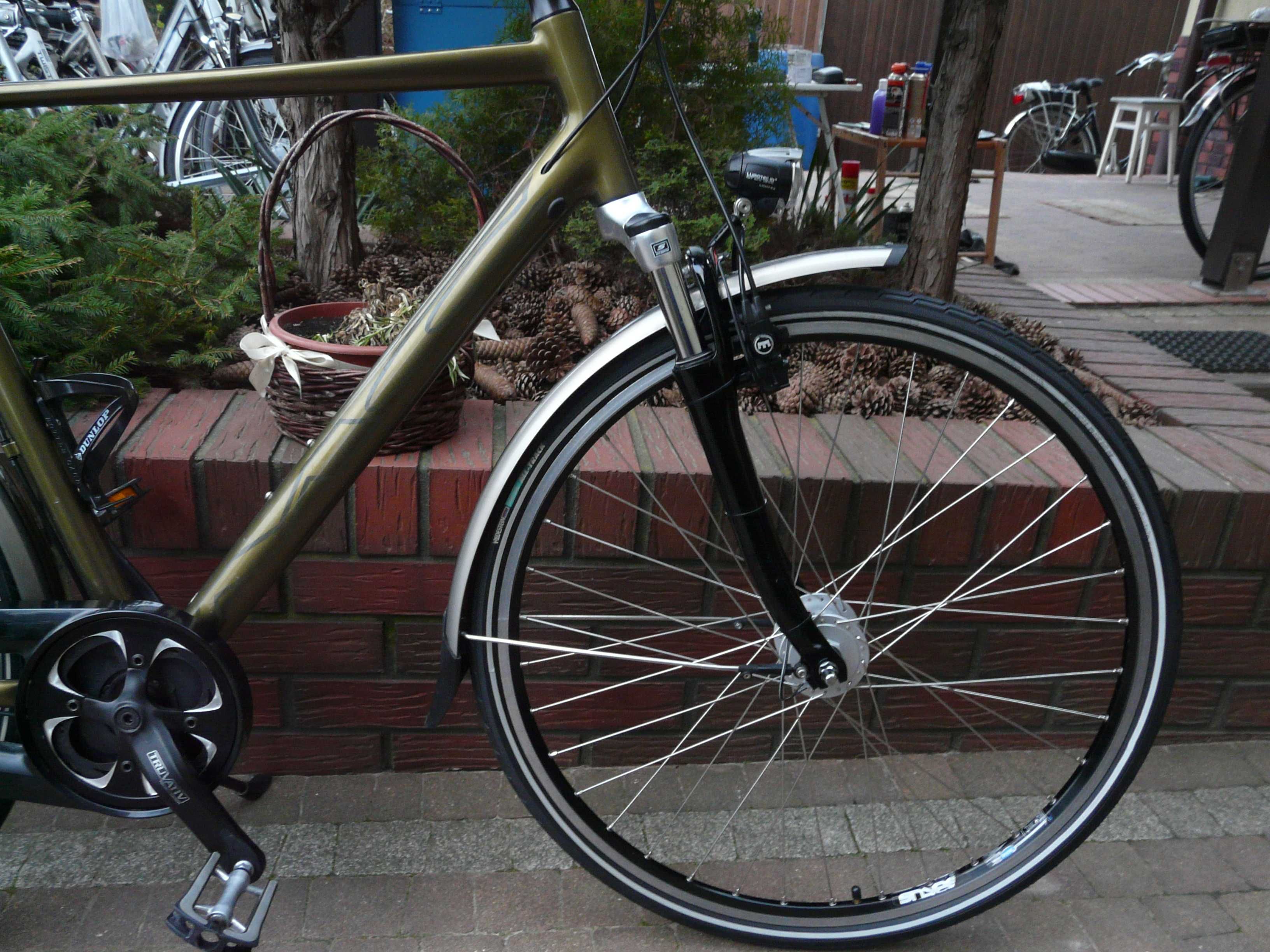 Rower trekingowy MC Multi Cycle 28"/61 ,Magura,Niderland- b.ładny