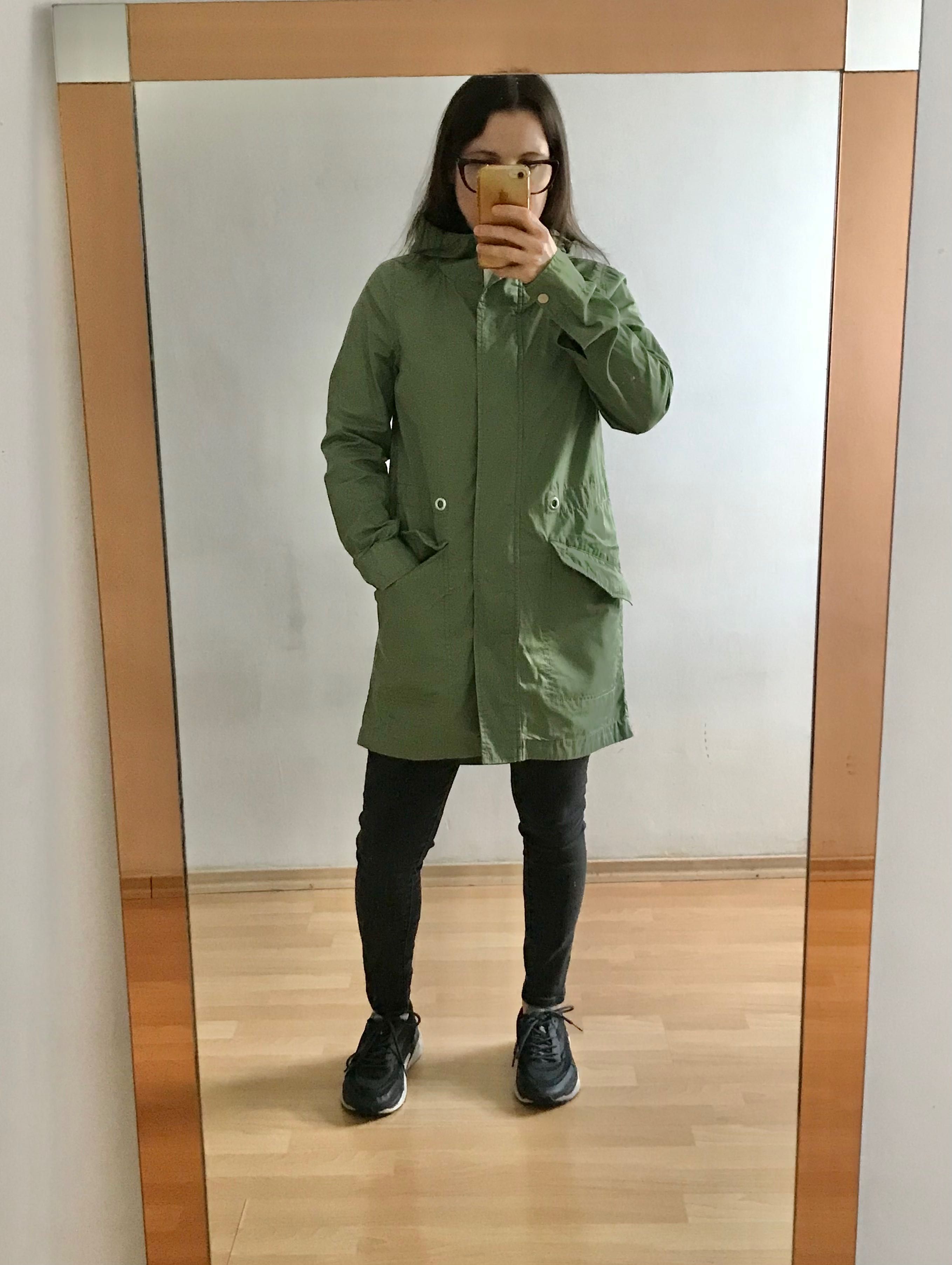 Reserved cienka kurtka khaki r. 34