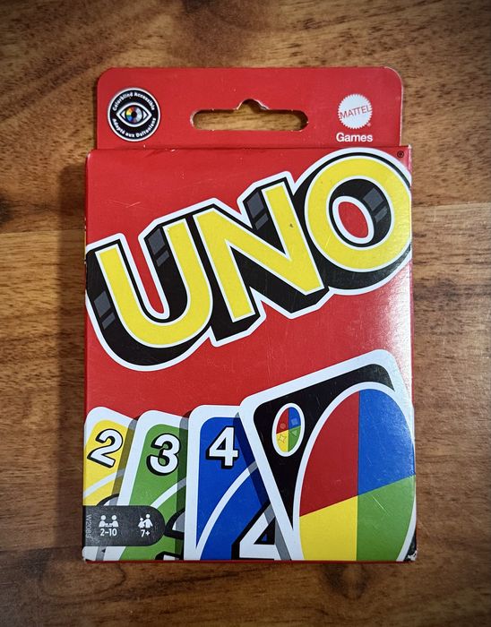 Gra karciana Uno