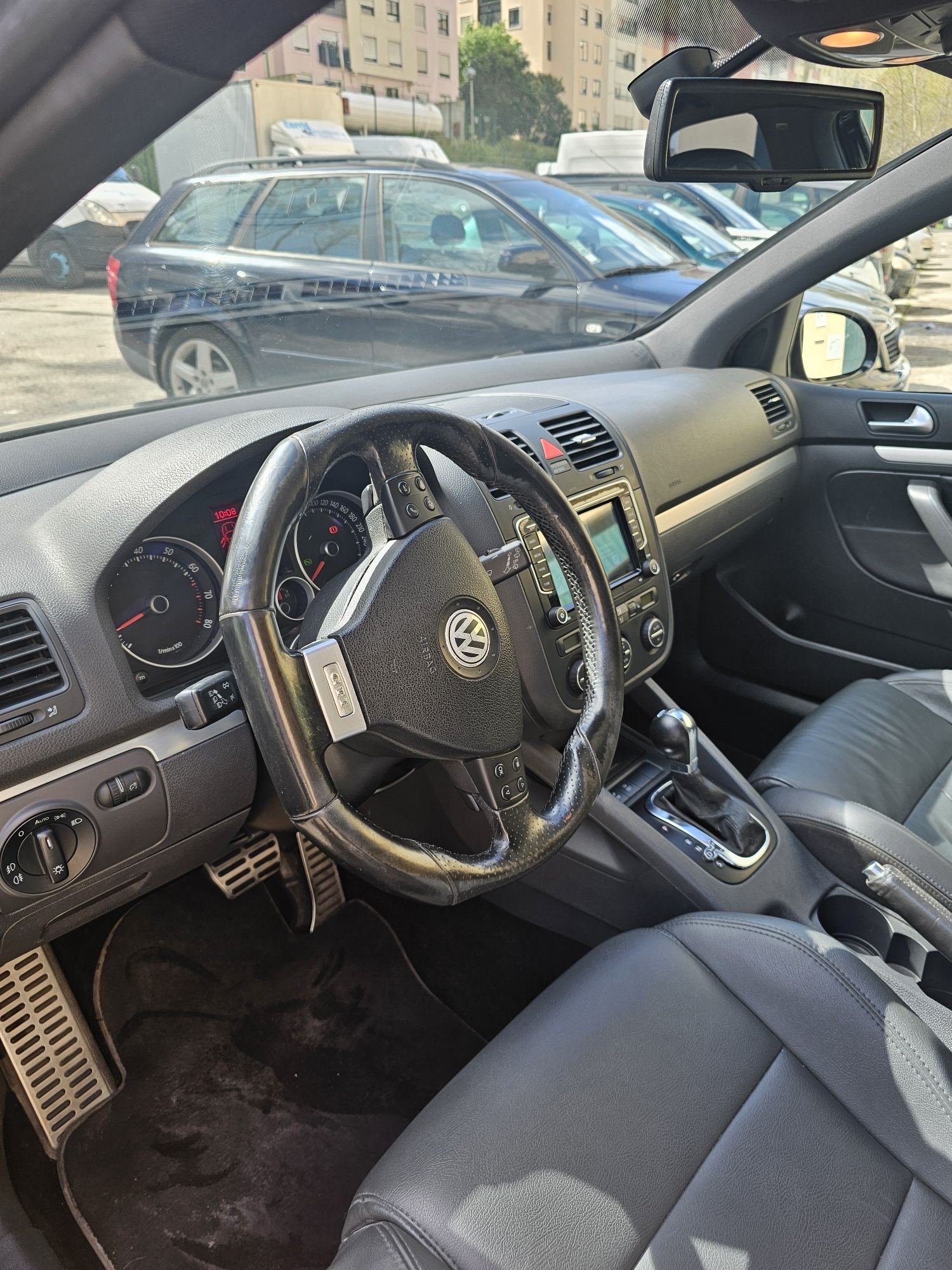 VW Golf GTI DSG 2008 • Teto Abrir • Interior Novo • Pronto a Andar