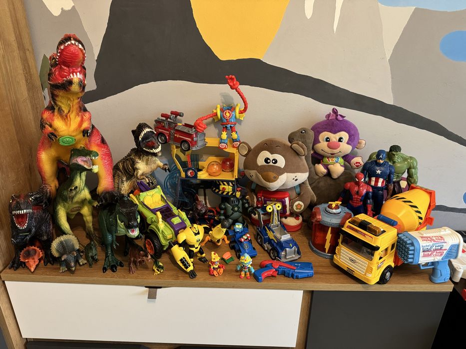 Dinozaury, figurki, zings
