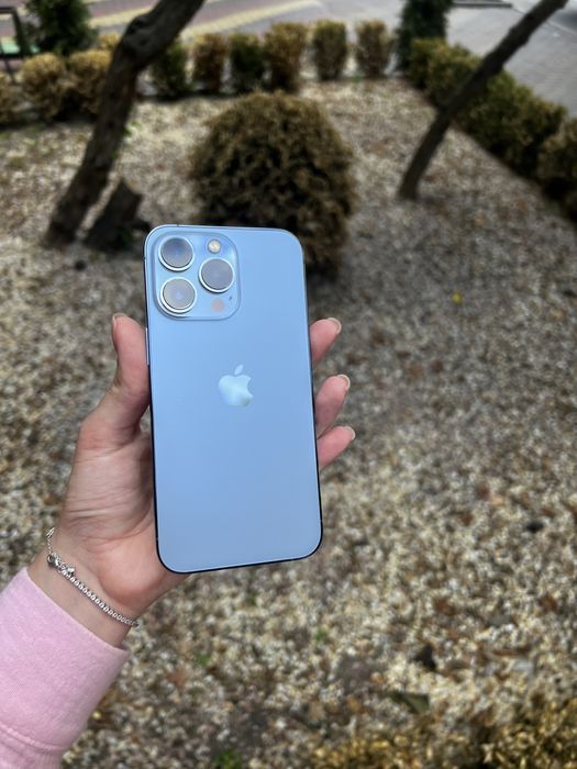 iPhone 13 Pro 128 GB + AirPods Pro 2