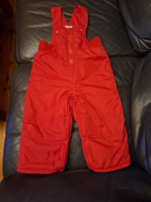 Ocieplane,  nieprzemakalne spodnie Baby na szelki rozmiar 80