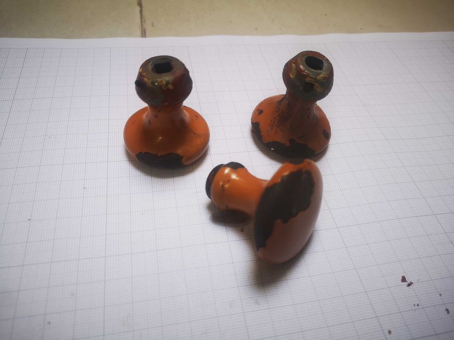 Puxadores esmaltados (inícios séc. XX)