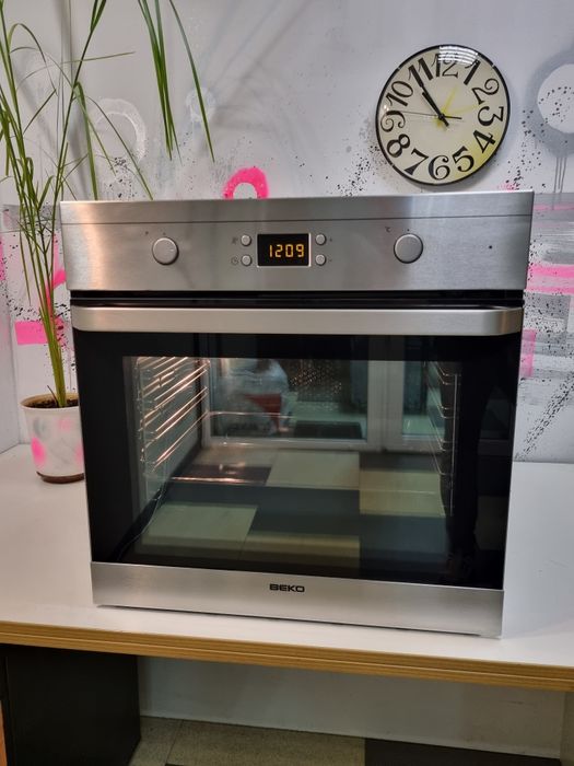 Комплект духова шафа духовка пічка та газова плита Beko/Mastercook