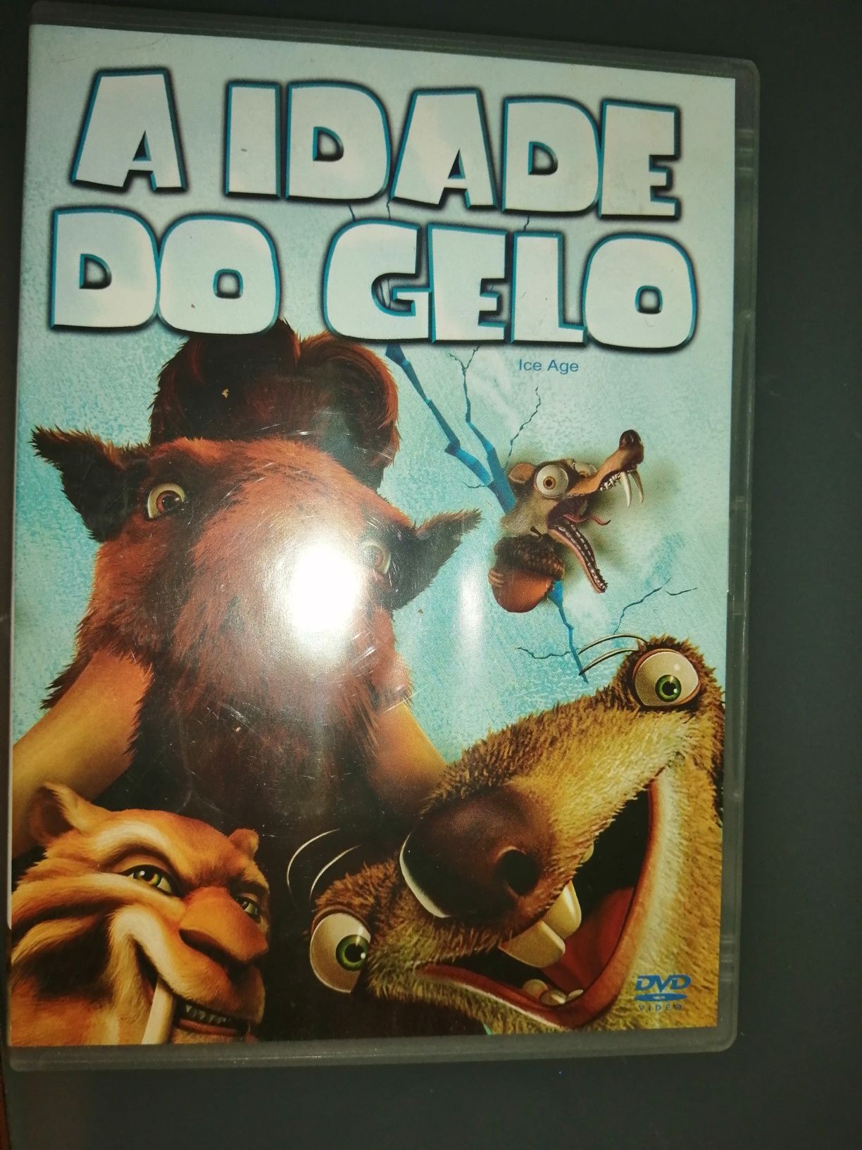 A idade do gelo	Filme Clássico Infantil DVD*