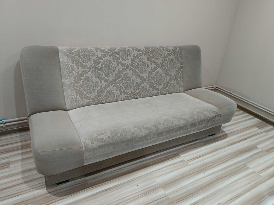 Sofa dwuosobowa rozkładana