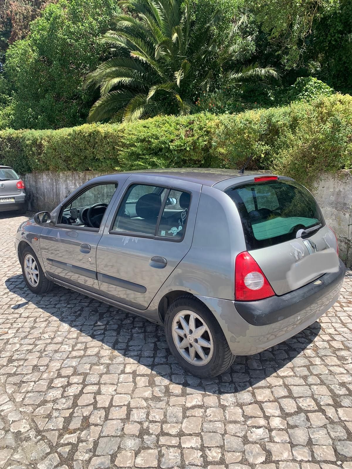RENAULT CLIO 1.2 / 2002
