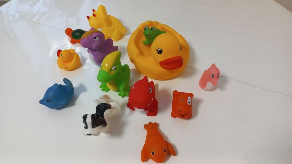 Іграшки для купання