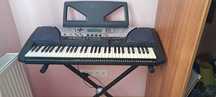 Продам синтезатор YamahaPSR-340
